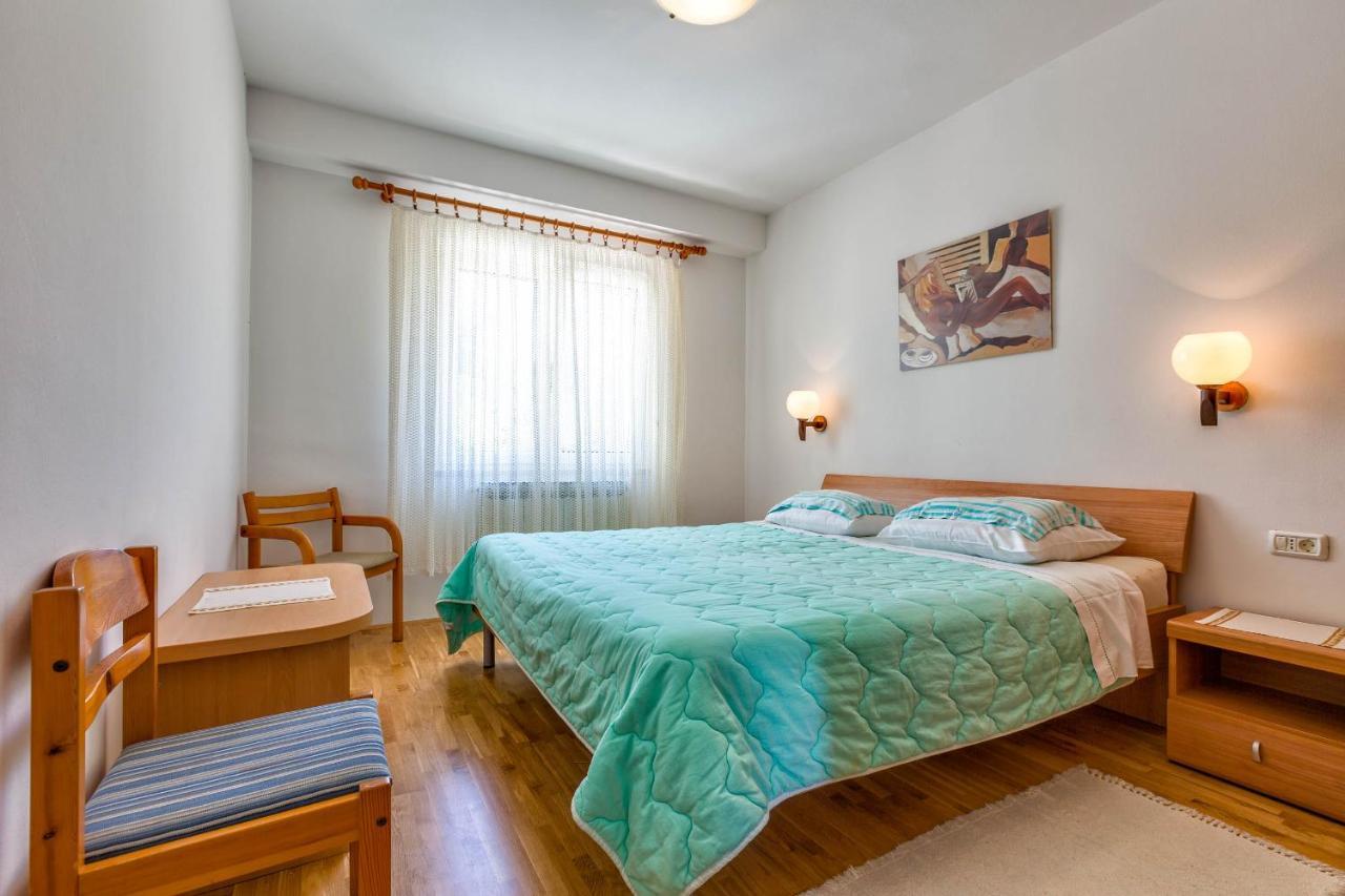 Apartments Margarita Мали-Лошинь Экстерьер фото