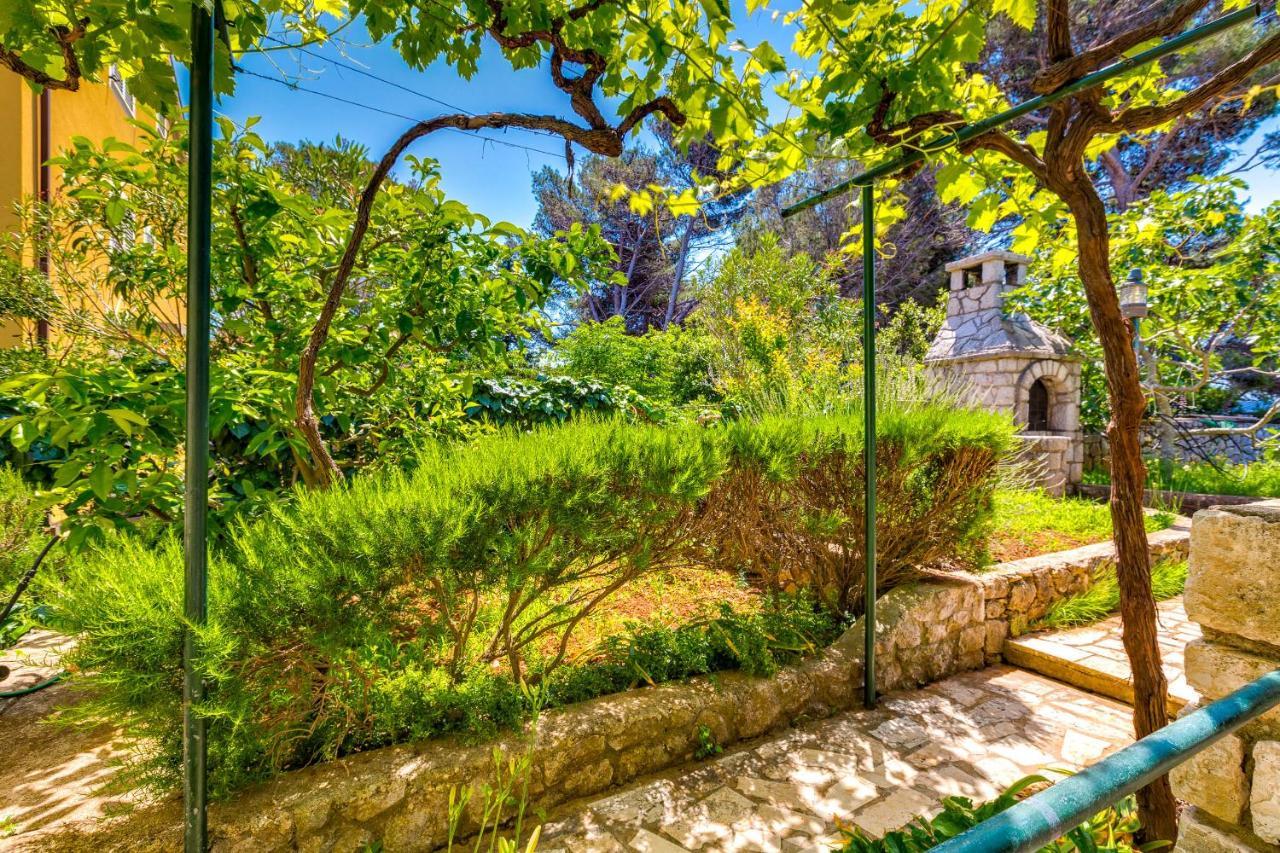 Apartments Margarita Мали-Лошинь Экстерьер фото