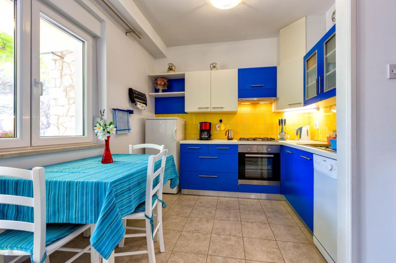 Apartments Margarita Мали-Лошинь Экстерьер фото
